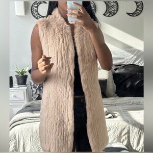 Love Token Faux Fur Vest in Soft Rose Beige